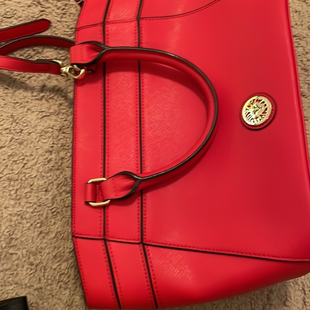 Anne Klein - Picture 4 of 5